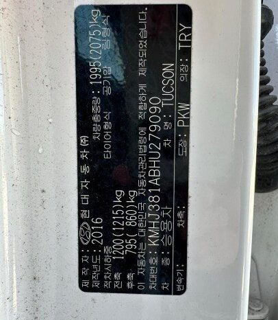 
								HYUNDAI Tucson full									