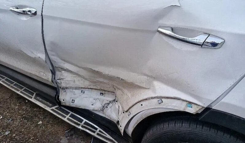 
								HYUNDAI SANTA FE full									
