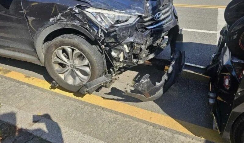 
								HYUNDAI SANTA FE full									