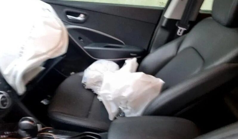 
								HYUNDAI SANTA FE full									