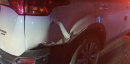
										TOYOTA RAV 4 full									