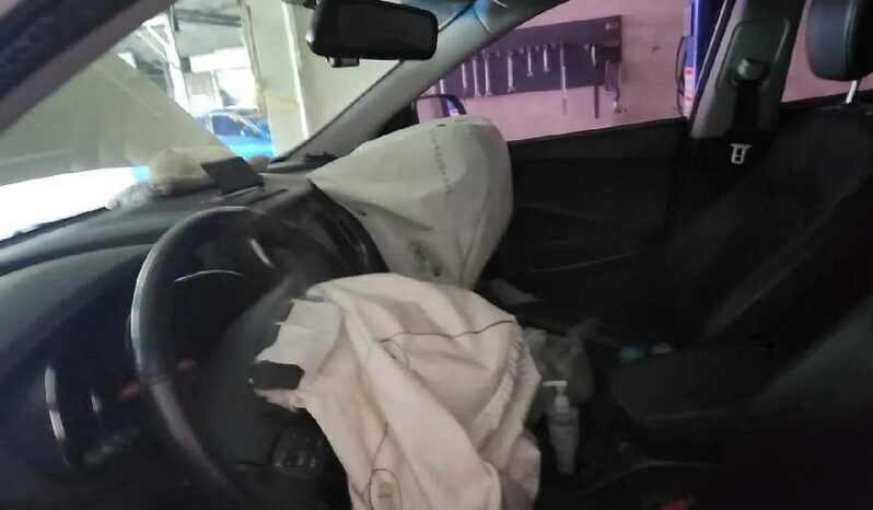 
								HYUNDAI SANTA FE full									