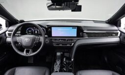 
										TOYOTA CAMRY Hybrid full									
