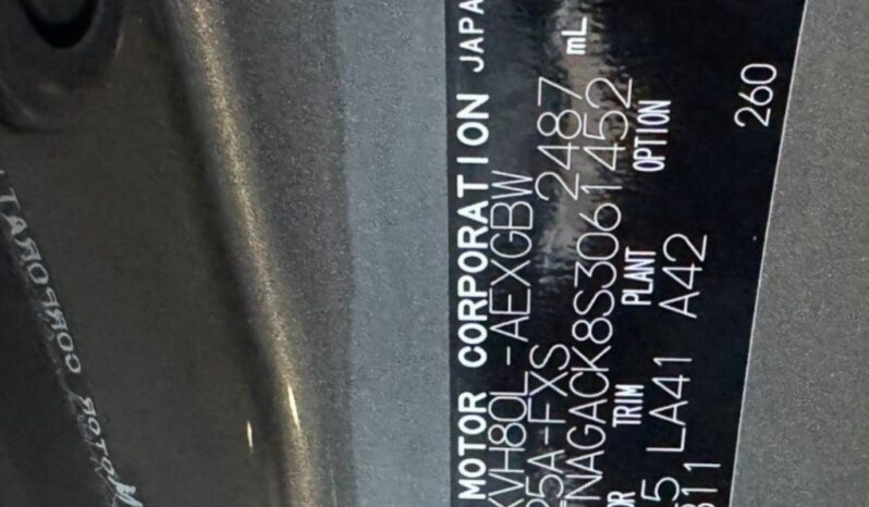 
								TOYOTA CAMRY Hybrid full									