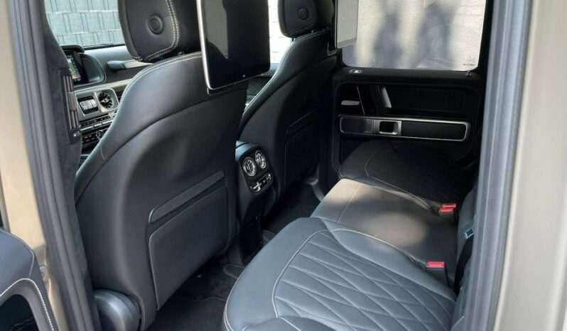 
								MERCEDES BENZ AMG G 63 full									