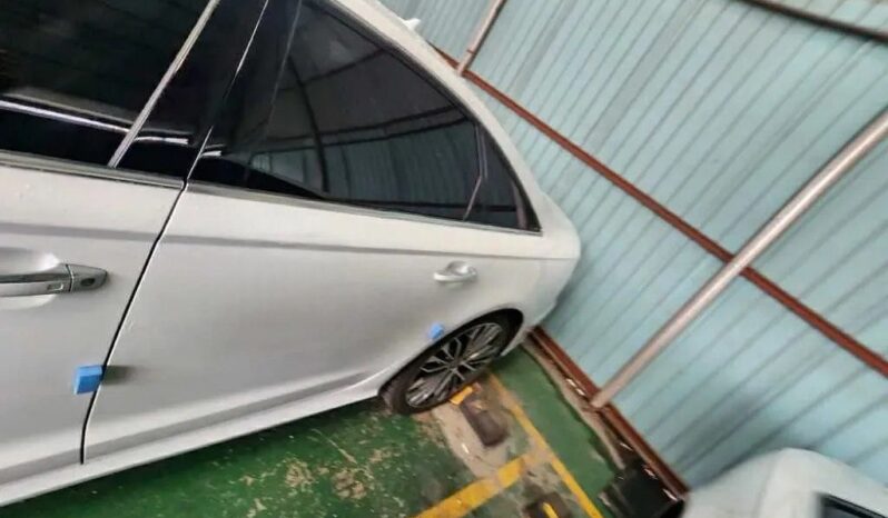 
								Audi A6 full									