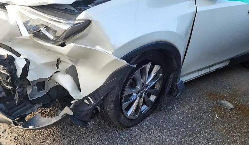
								TOYOTA RAV 4 full									