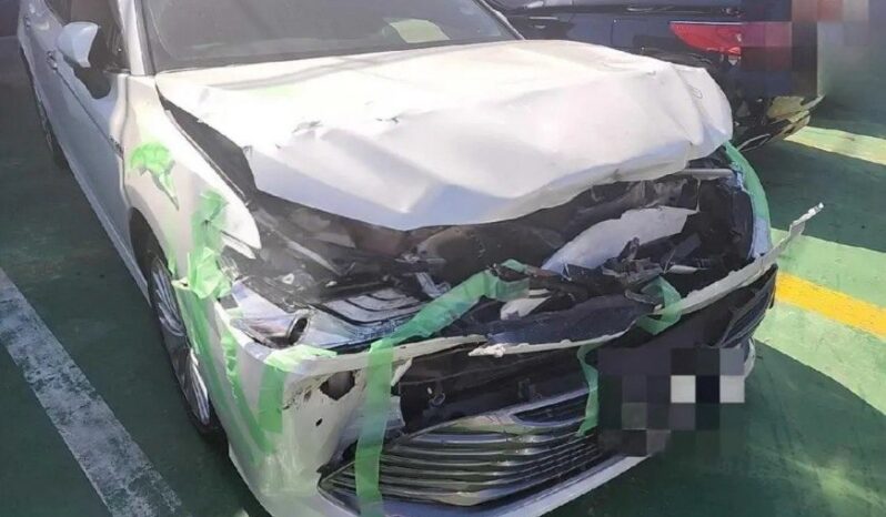 
								TOYOTA CAMRY Hybrid full									