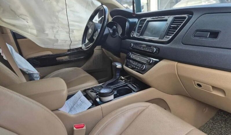 
								KIA CARNIVAL full									
