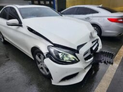
										MERCEDES BENZ C 200 full									