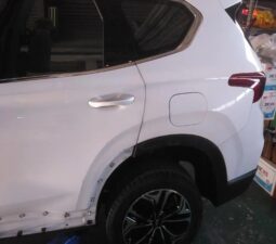 
										HYUNDAI SANTA FE full									