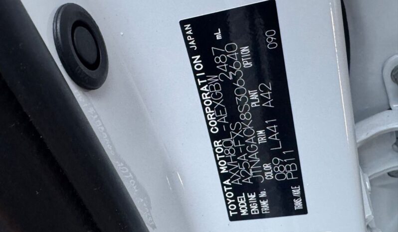 
								TOYOTA CAMRY Hybrid full									