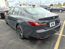 
										TOYOTA CAMRY Hybrid full									