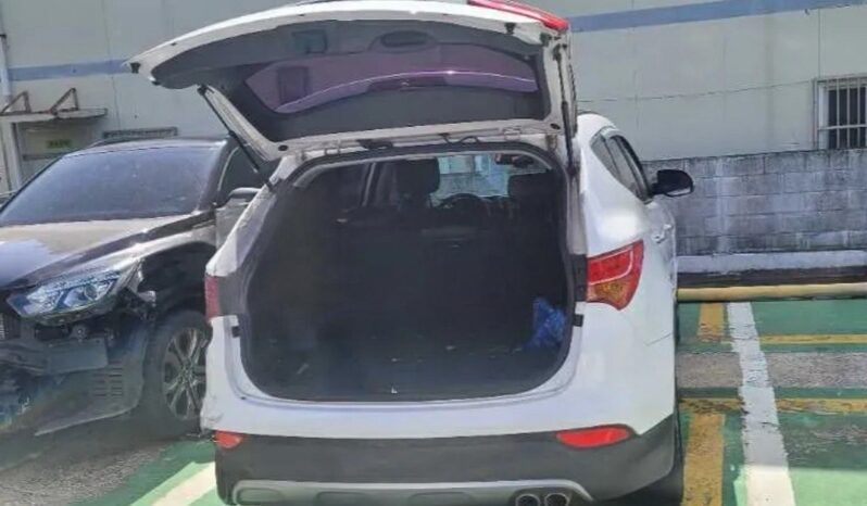 
								HYUNDAI SANTA FE full									