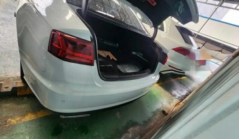 
								Audi A6 full									