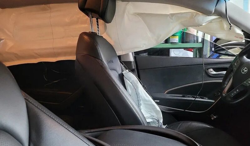 
								HYUNDAI SANTA FE full									