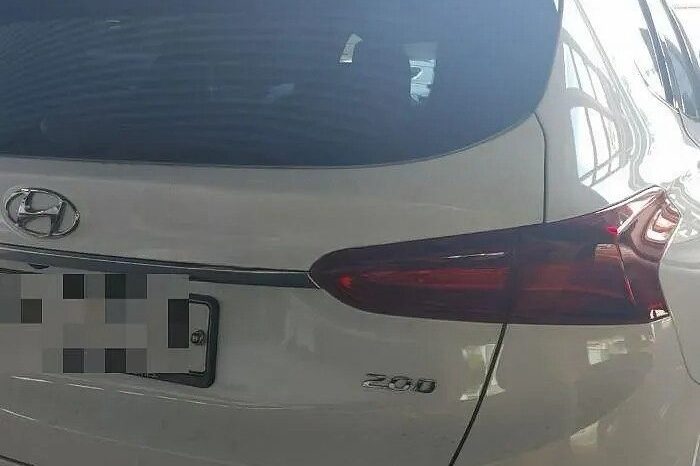 
								HYUNDAI SANTA FE full									