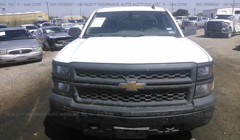 
								2015 Chevrolet Silverado full									