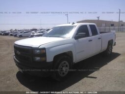 
										2015 Chevrolet Silverado full									