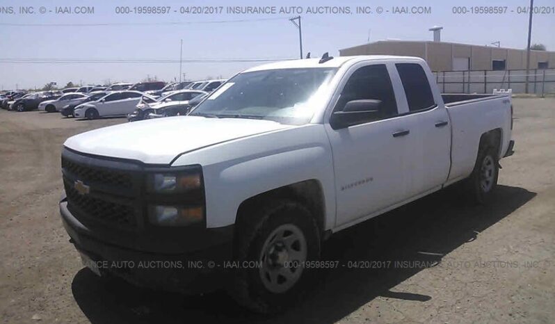 
								2015 Chevrolet Silverado full									
