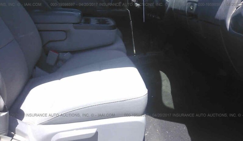 
								2015 Chevrolet Silverado full									