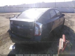 
										2014 Toyota Prius full									