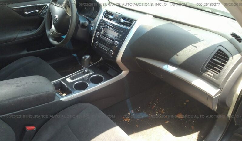 
								2013 Nissan Altima full									