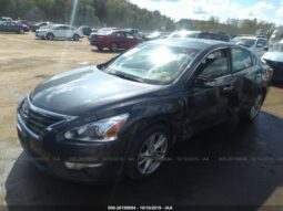 
										2013 Nissan Altima full									