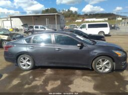 
										2013 Nissan Altima full									