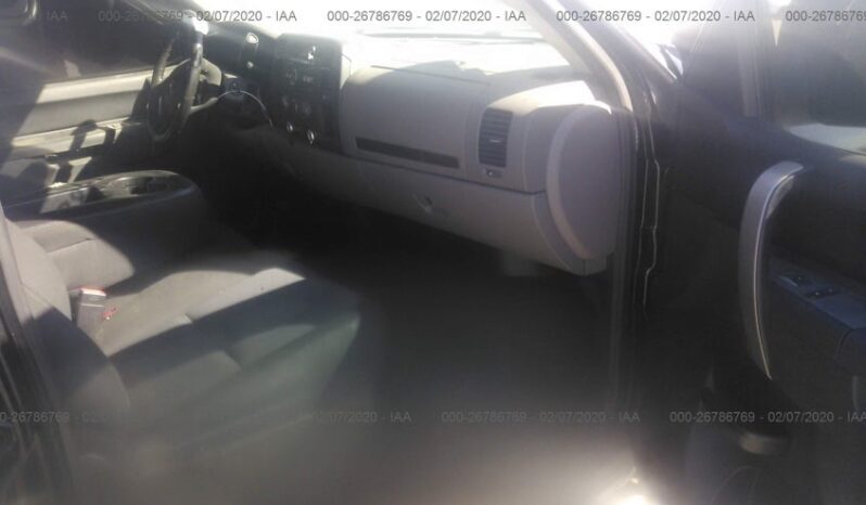 
								2013 Chevrolet Silverado full									