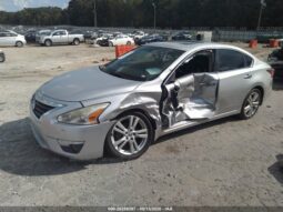 
										2013 Nissan Altima full									