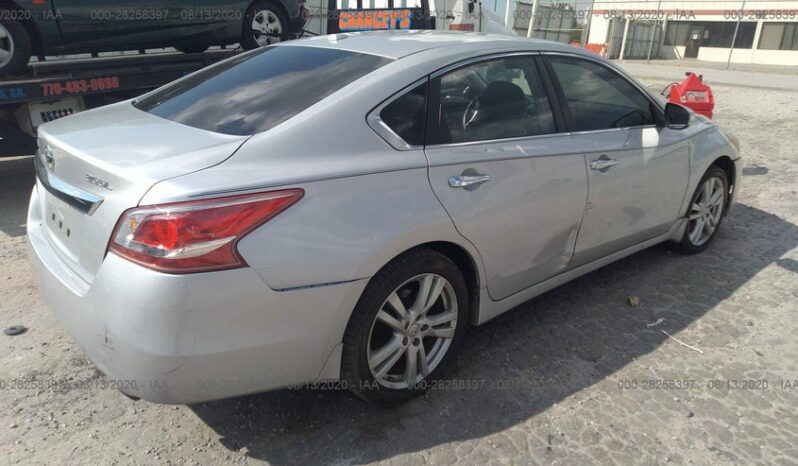 
								2013 Nissan Altima full									