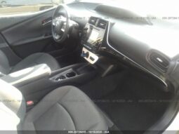 
										2016 Toyota Prius full									