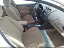 
										2012 Nissan Altima full									
