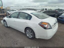 
										2012 Nissan Altima full									