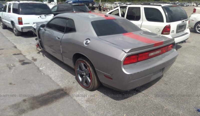 
								2013 Dodge Challenger full									