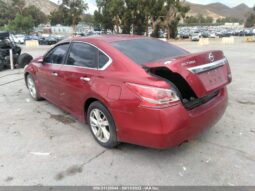 
										2013 Nissan Altima full									
