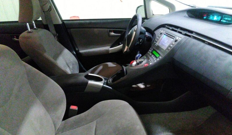 
								2015 Toyota Prius full									