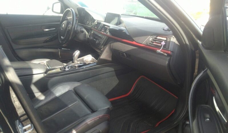 
								2013 BMW 3 series full									