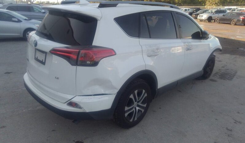 
								2018 Toyota Rav4 full									