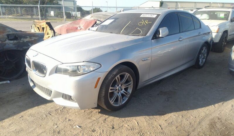 
								2012 BMW 5 series full									