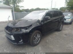 
										2019 Toyota Highlander full									