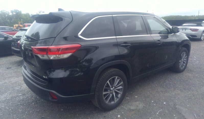 
								2019 Toyota Highlander full									