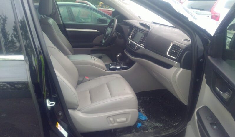 
								2019 Toyota Highlander full									