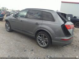 
										2017 Audi Q7 full									