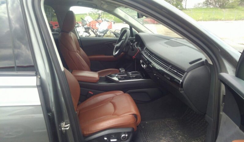 
								2017 Audi Q7 full									