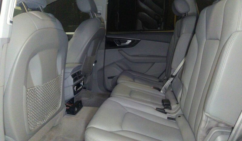 
								2017 Audi Q7 full									