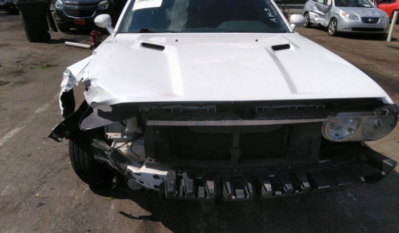 
								2012 Dodge Challenger full									