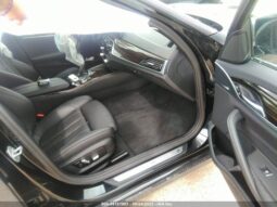 
										2021 BMW 5 series full									