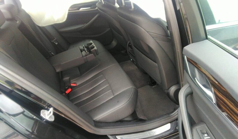 
								2021 BMW 5 series full									